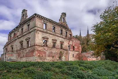 Ruiny Zamku Biskupów Wrocławskich w Ujeździe